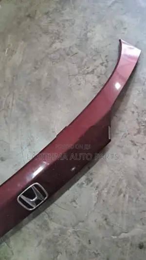 Vezel Rear Garnish