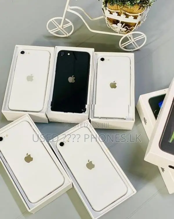 Apple iPhone SE 2 64GB (Used)