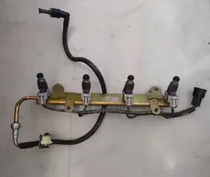 NISSAN X TRAIL NT30 INJECTOR RAIL