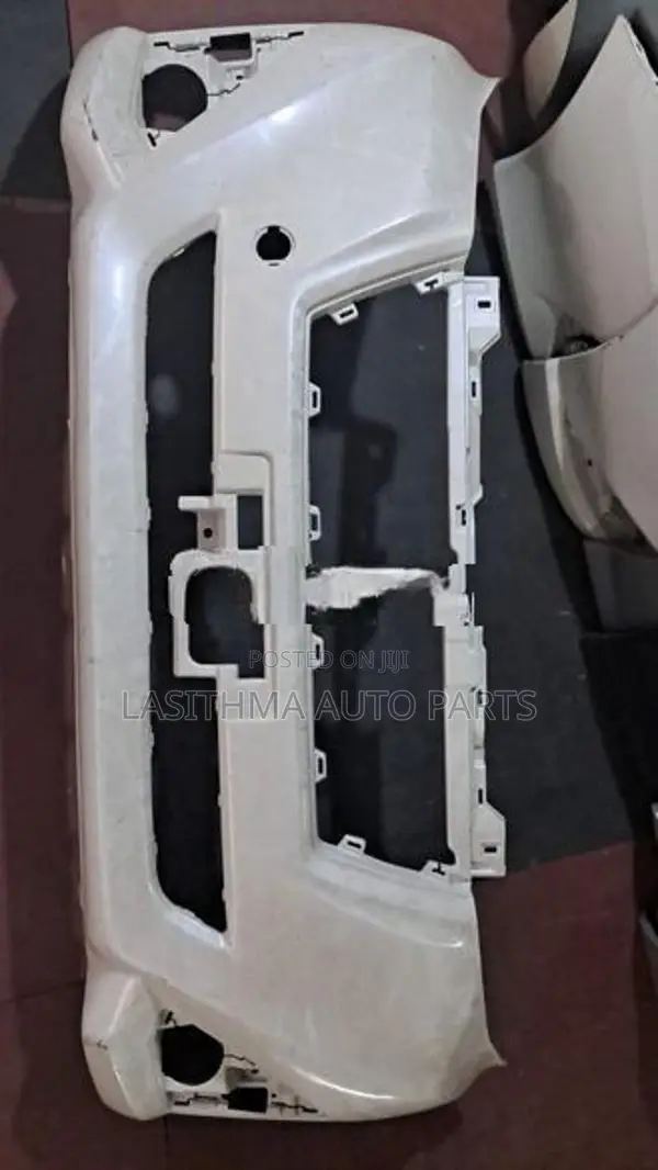 Roomy M910 A Front Bumper