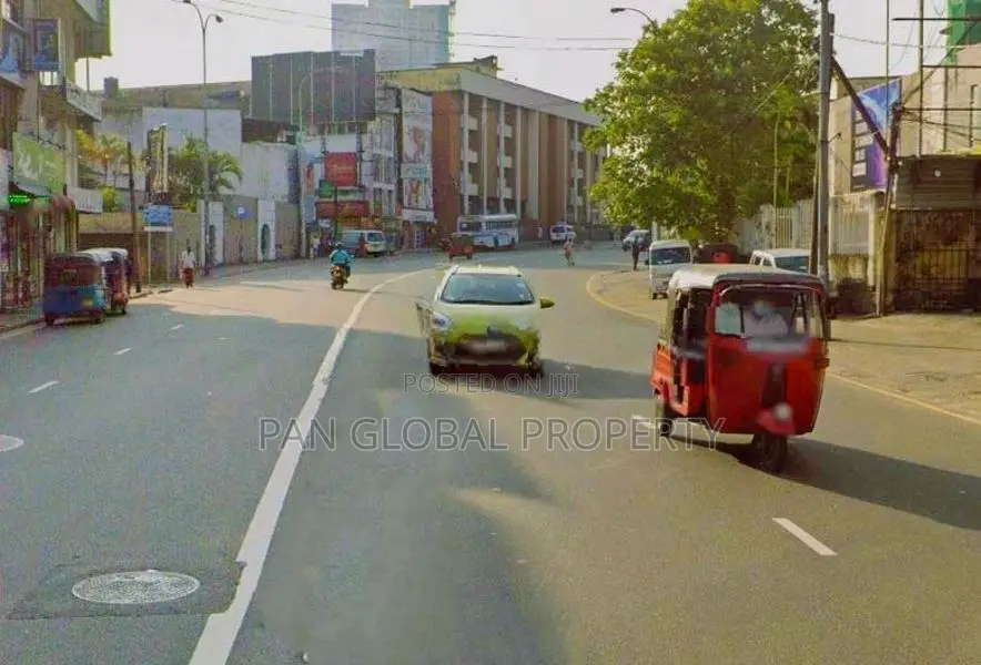 Commercial Land for Sale in Colombo 08