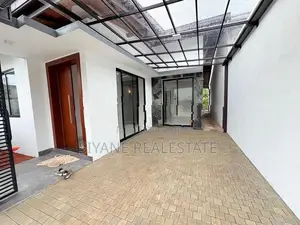 Brand-New Single Storey House for Sale, Kahanthota Road, Athurugiriya