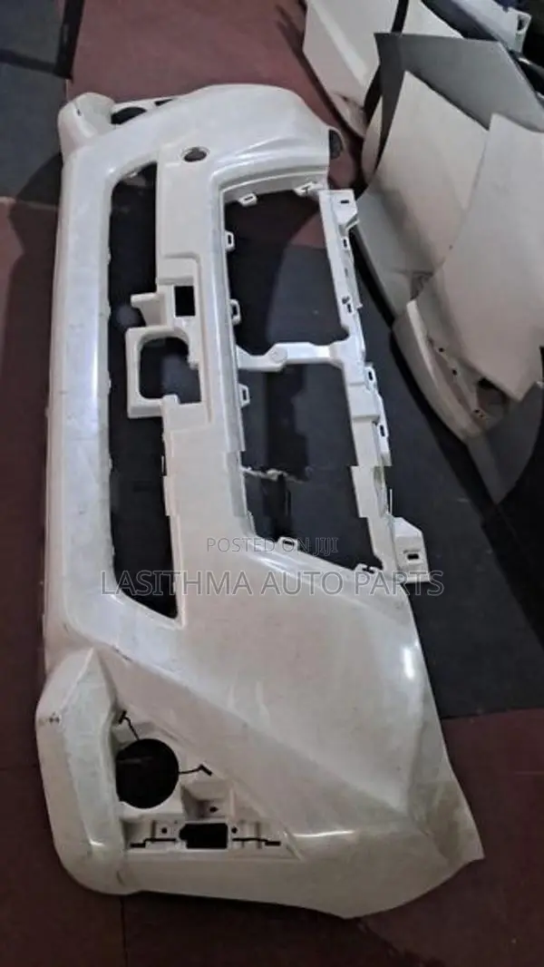 Roomy M910 A Front Bumper