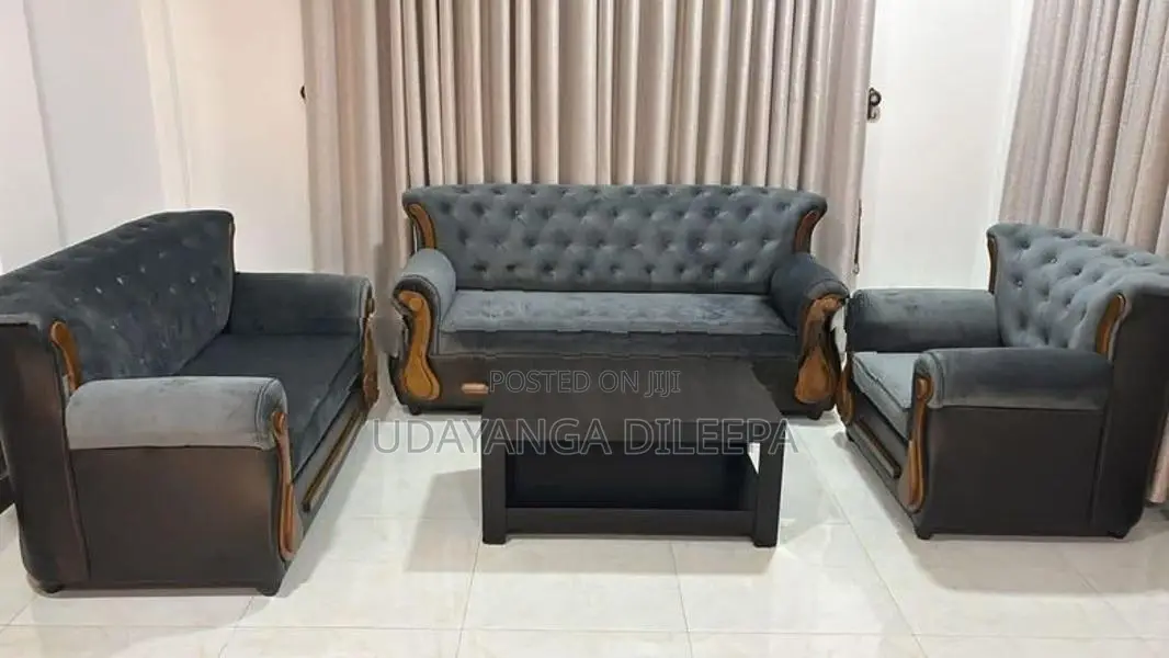 Luxury Queen Sofa Set