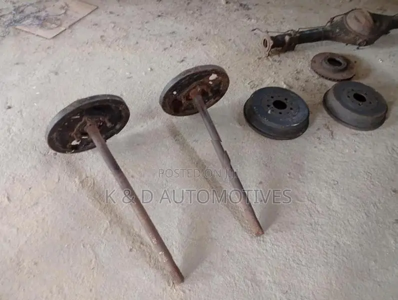 Toyota Dolphin Axle