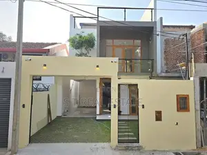 Architecture Designed Luxury 3 Storey House for Sale in Battaramulla
