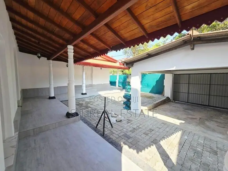 Fully Renovated 2 Storey House for Sale in Kottawa