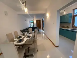 3 Storied Beautiful House Close to Pelawatta, Battaramulla