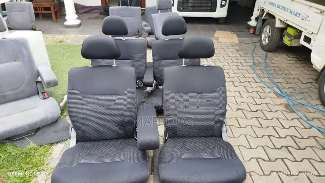 Daihatsu Hijet Atrai Wagon Seat Set