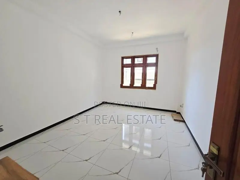 Brand New Luxury 2 Storey House for Sale in Kottawa