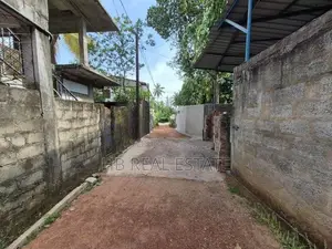 13.7 Perches Residential Bare Land for Sale Thalapathpitiya