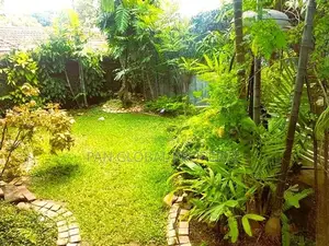 Land with House For Sale in Colombo 06