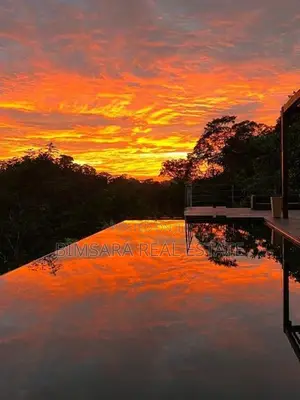 Contemporary Glass Mountain Villa - 4.5 Acres | 30 Minutes Galle Fort