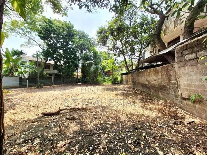 14P Prime Bare Land For Sale In Nawala