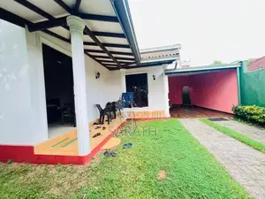 මාලබේ නගරයෙන් වටිනා නිවසක් විකිණීමට