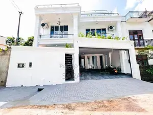 බත්තරමුල්ලෙන් සුඛෝපභෝගී නිවසක් විකිණීමට