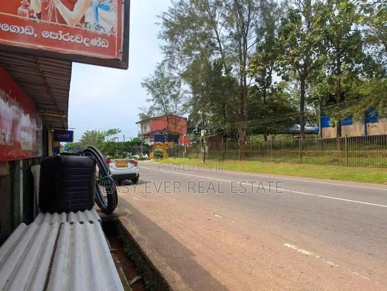 Land for Sale in Horana