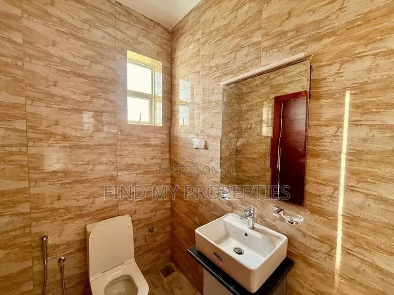 Apartment for Sale in Aston Residence, Colombo 05