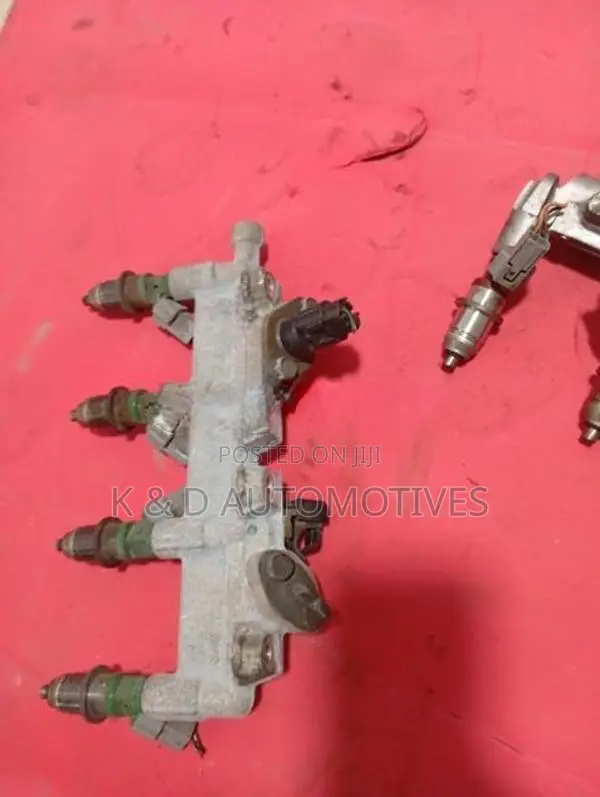 Mitsubishi Io Pajero Injector Rail