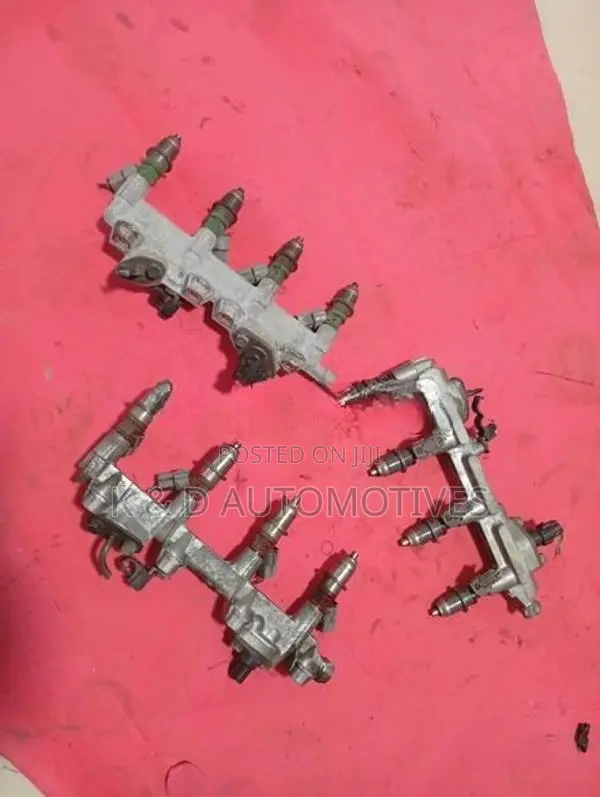Mitsubishi Io Pajero Injector Rail