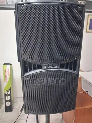 Powered Monitor (top)