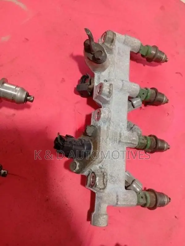 Mitsubishi Io Pajero Injector Rail