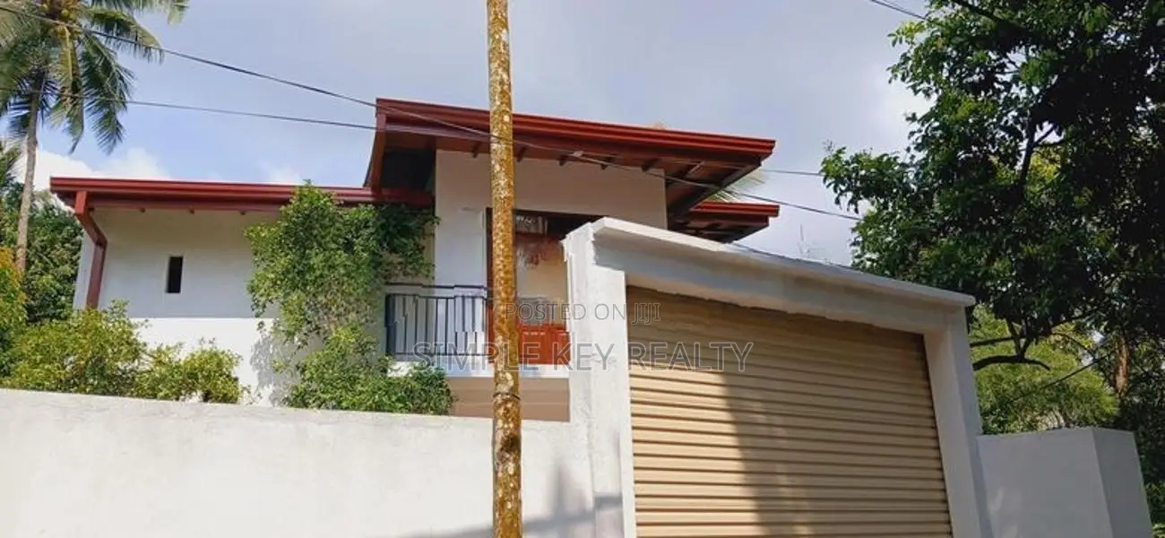 Beutiful two store house for sale in gampaha yakkala