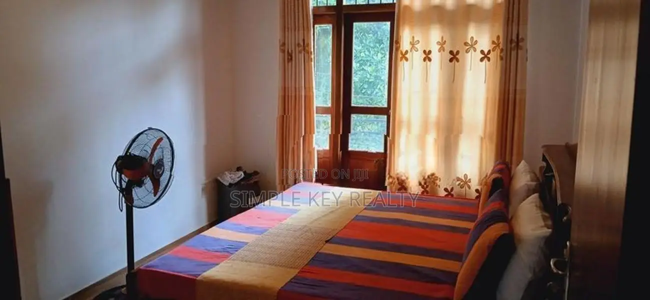 Beutiful two store house for sale in gampaha yakkala