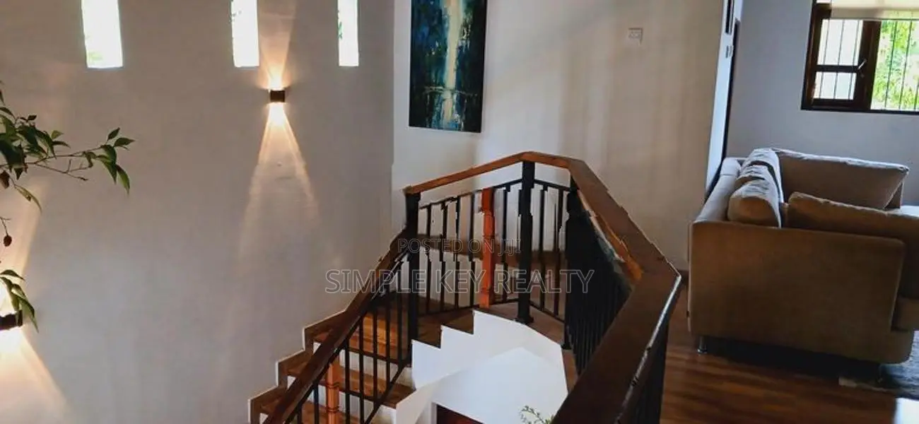 Beutiful two store house for sale in gampaha yakkala