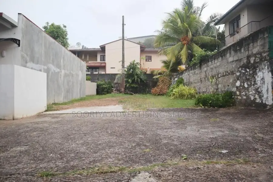 Land in a Gated Community for Sale Kotte