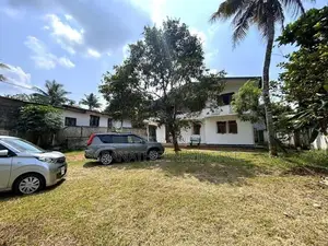 House For Almost Land Value Sale in Kiribathgoda Off Dimo Junction