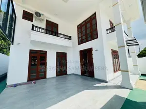 Brand New Solid Modern Super Luxury 2 Story House-Piliyandala Bokundar