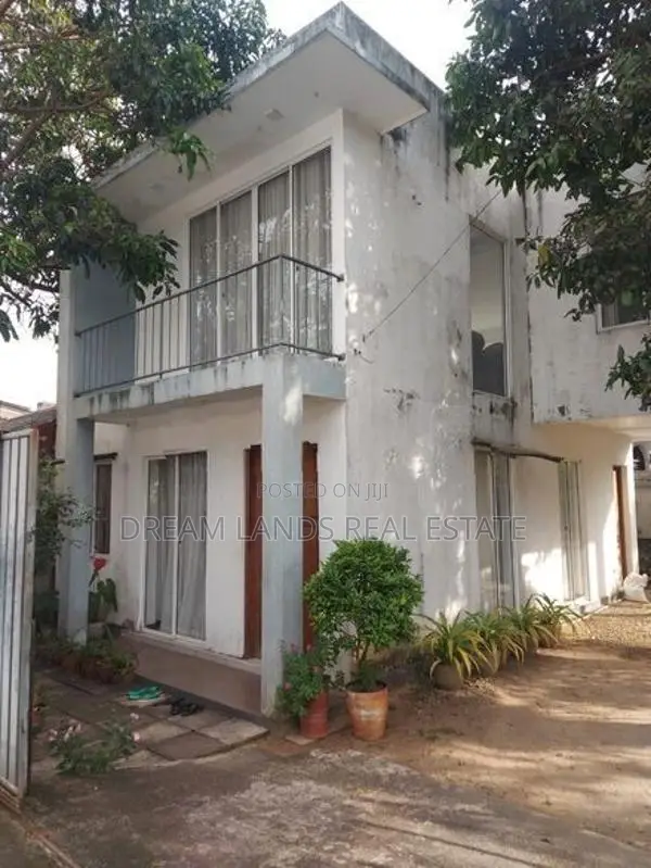 Boralesgamuwa 2 Story House for Sale