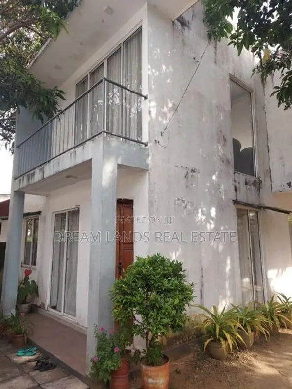 Boralesgamuwa 2 Story House for Sale