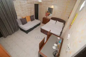 Rooms for Short Term Rent in Dehiwala