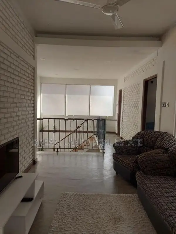 Boralesgamuwa 2 Story House for Sale