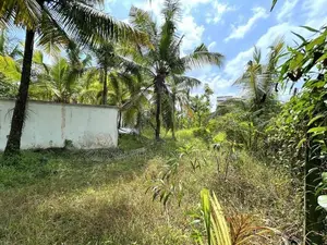 Land in Amaregoda Rd Pothuarawa Hokandara 17.75 p ( 7 / 10 )