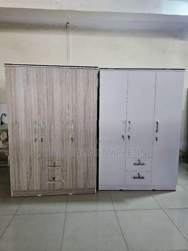 New Melamine 3 Door Wardrobe Mirror Cupboard 6*4 Ft