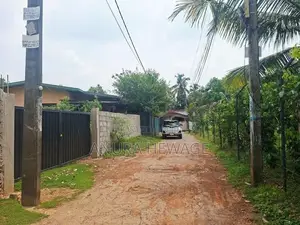 අතුරුගිරිය, බක්මීගහ පාරේ පිහිටි ඉඩමක් විකිණීමට ඇත. (ID : ATHU036S)