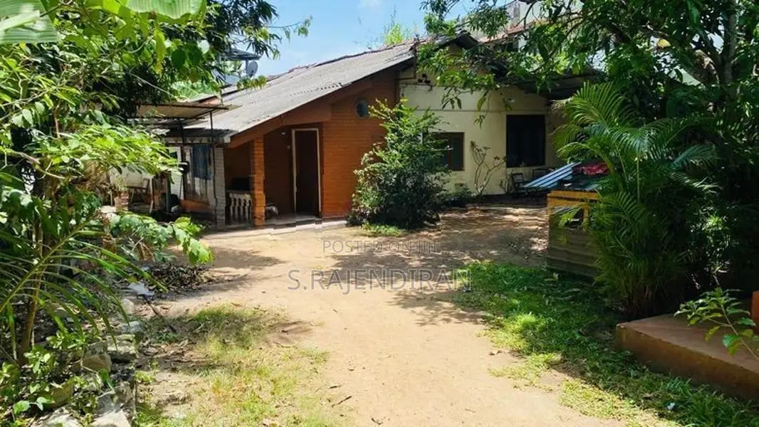Prime Land with Old House for Sale – Wellawatta