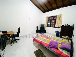 02 Storey House with 12P Sale Facing Vidyala Junction, Pannipitiya