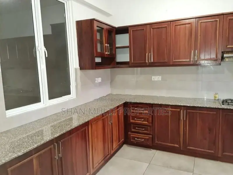 Apartment for Sale in Dehiwala