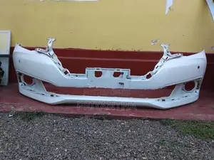 Toyota Premio 260 Front Buffer