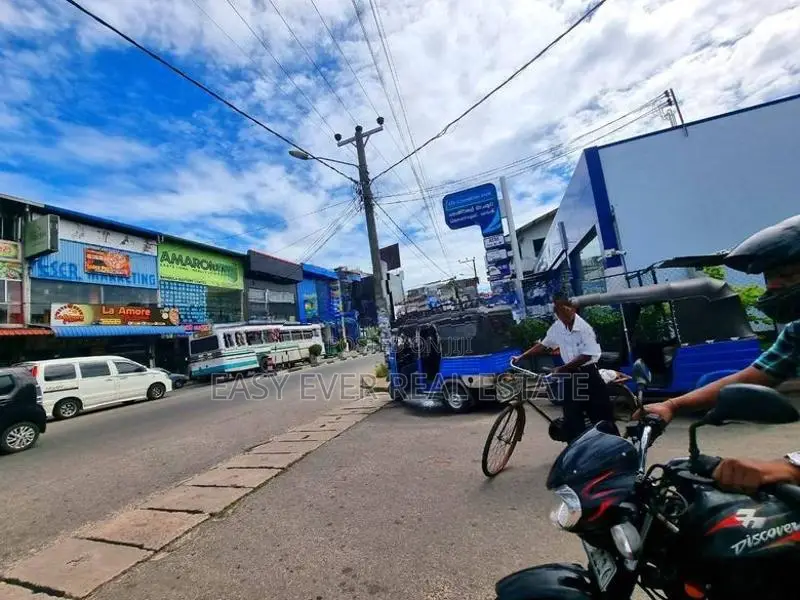 Land for Sale in Gampaha