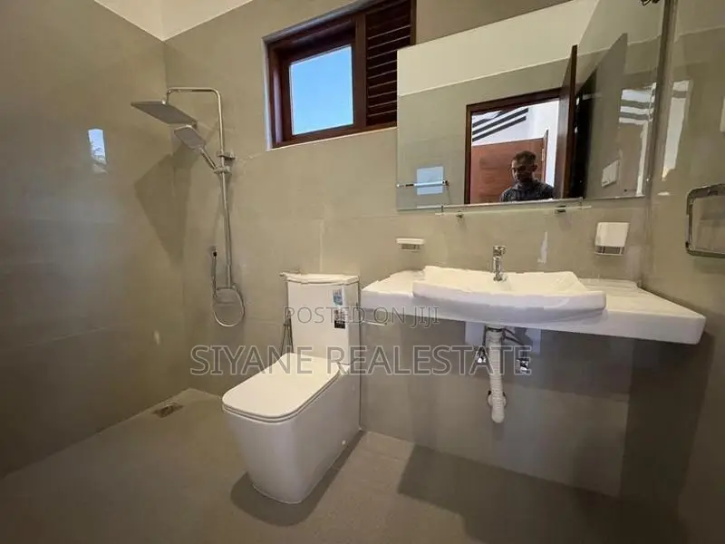 Brand New House For Sale Athurugiriya