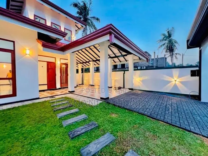 Clear Deeds Single Storey Brand New House for Sale in Negombo