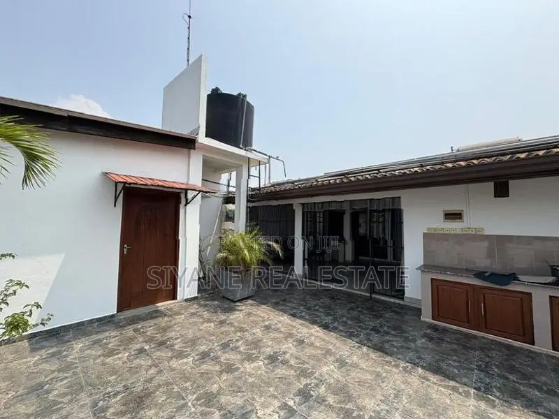 Luxury House Sale in Ethul Kotte (no Broker)