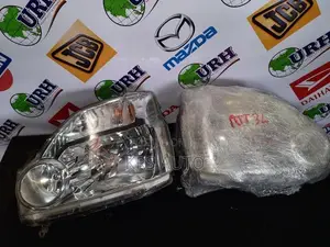Nissan X Trail NT 31 Head Light A/Focus