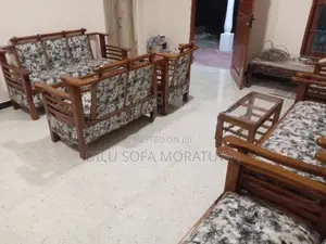 புத்தம் புதிய குஷன் சோபா செட்