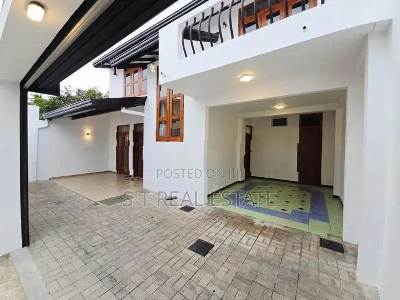 04BR Luxury 2 Storey House for Sale In Bokundara